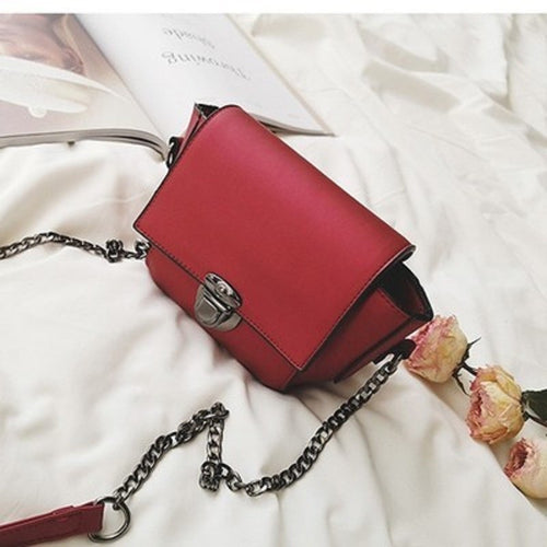 Glossy Fashionable Chain Sling Bag